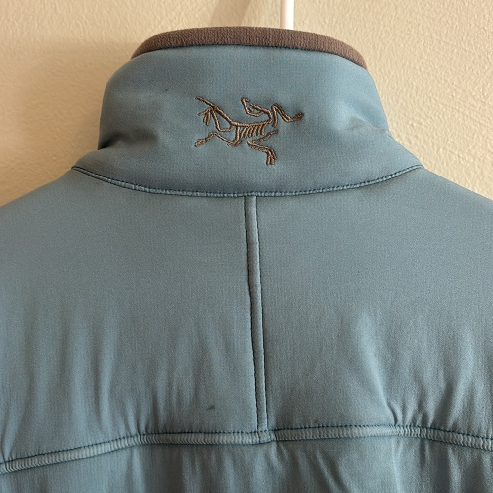 Arc'teryx Performance Jacket - Picture 3 of 11